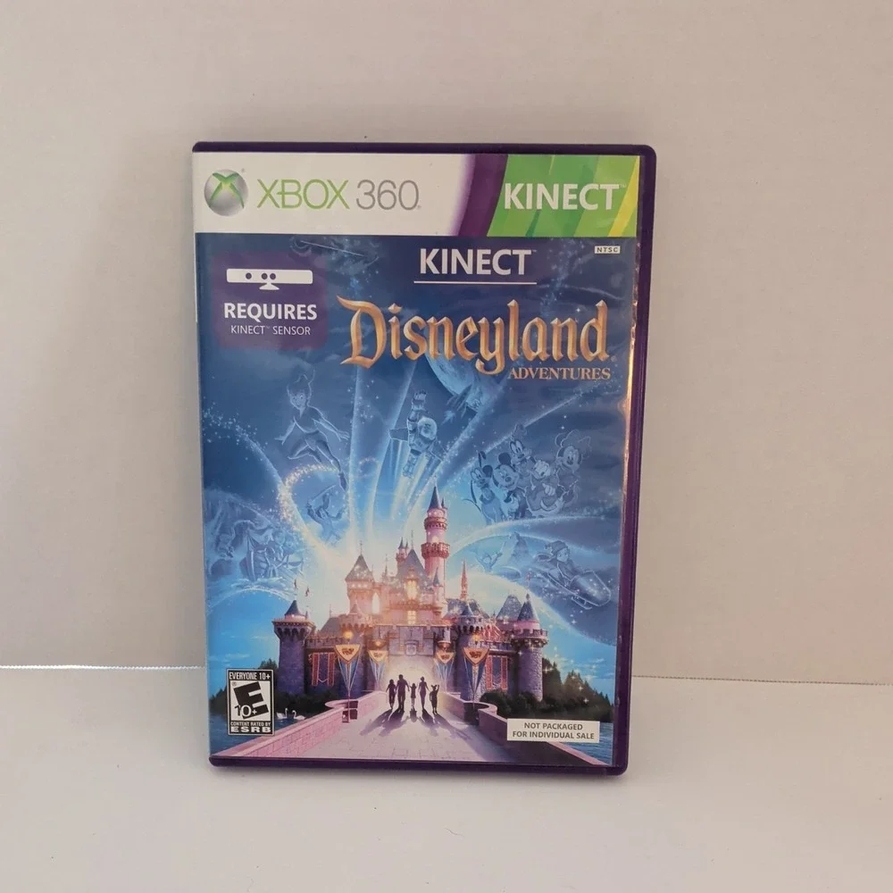 Kinect Disneyland Adventures Xbox 360 Game NTSC With Manual Purple Case